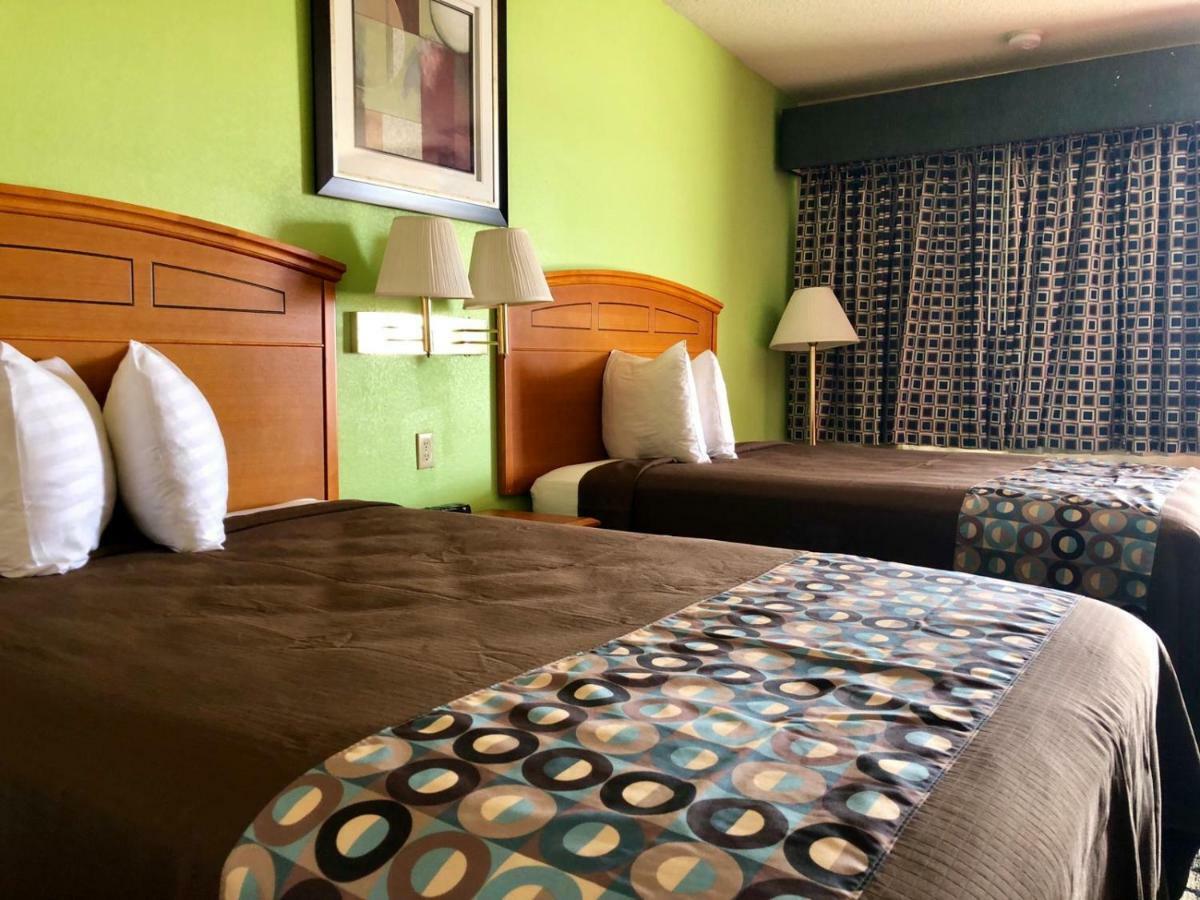 Lone Star Inn Lubbock Extérieur photo